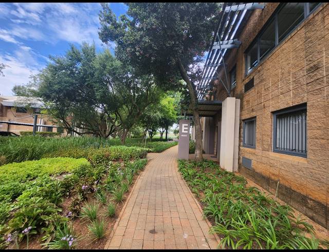 279M² OFFICE TO LET IN RANDJESPARK